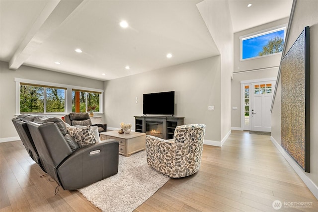 1699 Skagit St, Bellingham, WA 98226 - living area featuring baseboards, light wood finished floors, a wealth of natural light, and recessed lighting