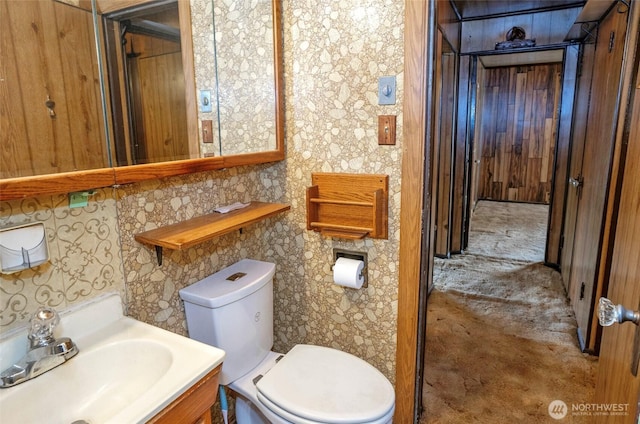 1257 S Ridgewood Ave, Tacoma, WA 98405 - half bathroom with toilet and vanity