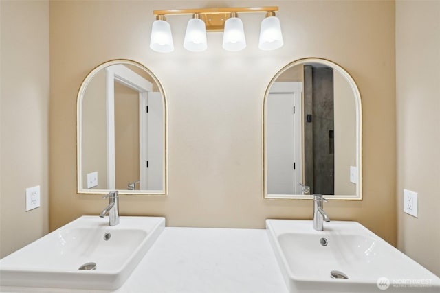 bathroom featuring a sink