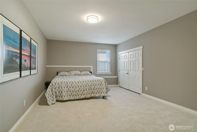 107 Springhill Dr, East Wenatchee, WA 98802 - carpeted bedroom featuring a closet and baseboards
