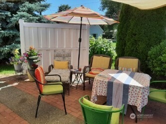 721 Main St, Waitsburg, WA 99361 - view of patio with an outdoor living space