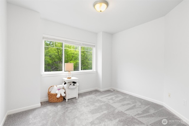 3262 NE Marquette Way, Issaquah, WA 98029 - unfurnished room featuring carpet and baseboards