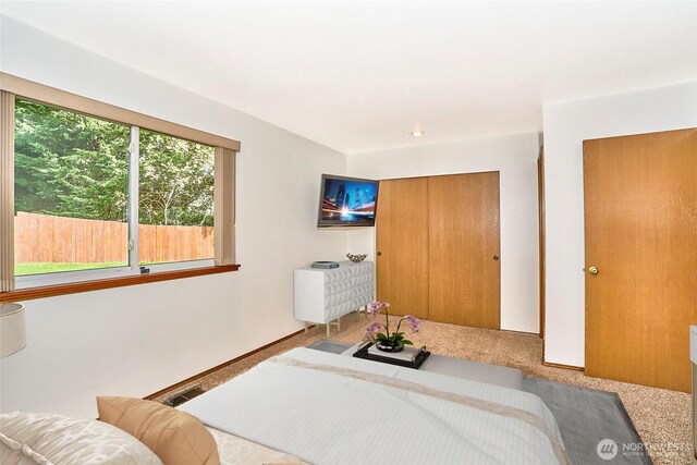 21850 SE 271st Pl, Maple Valley, WA 98038 - bedroom featuring a closet and carpet flooring