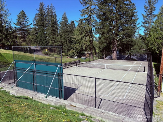 21850 SE 271st Pl, Maple Valley, WA 98038 - view of sport court featuring fence and a lawn