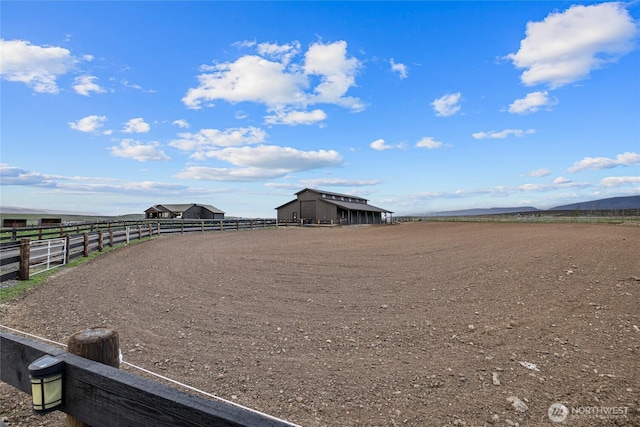 2351 Lower Green Canyon Rd, Ellensburg, WA 98926 - view of yard featuring an enclosed area and an outdoor structure