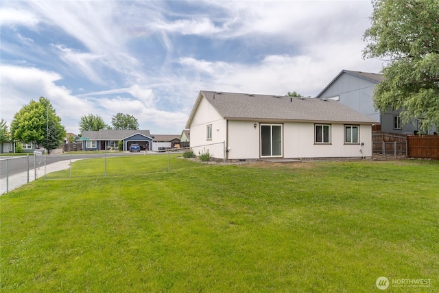 1310 W Virginia St, Moses Lake, WA 98837 - view of fenced backyard