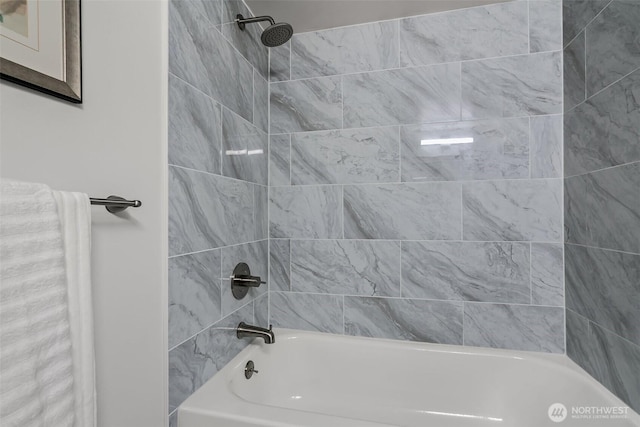 13730 15th Ave NE Unit F-103, Seattle, WA 98125 - full bath with bathing tub / shower combination