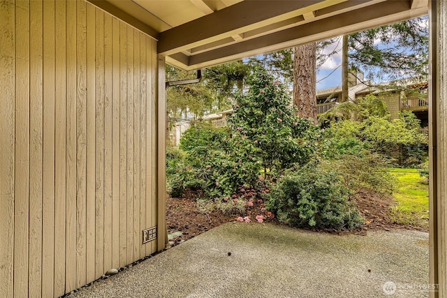 13730 15th Ave NE Unit F-103, Seattle, WA 98125 - view of patio / terrace