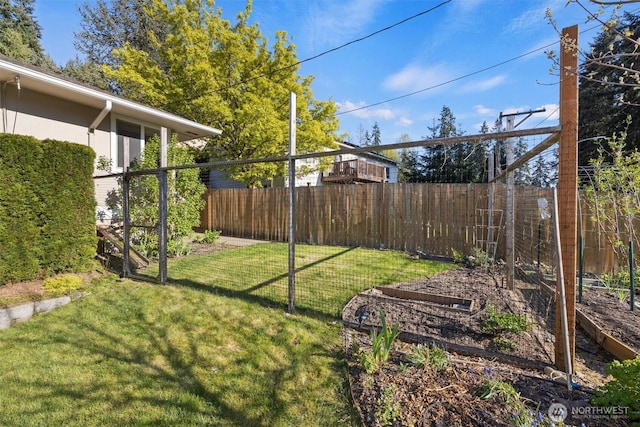 19529 Locust Way, Lynnwood, WA 98036 - view of yard