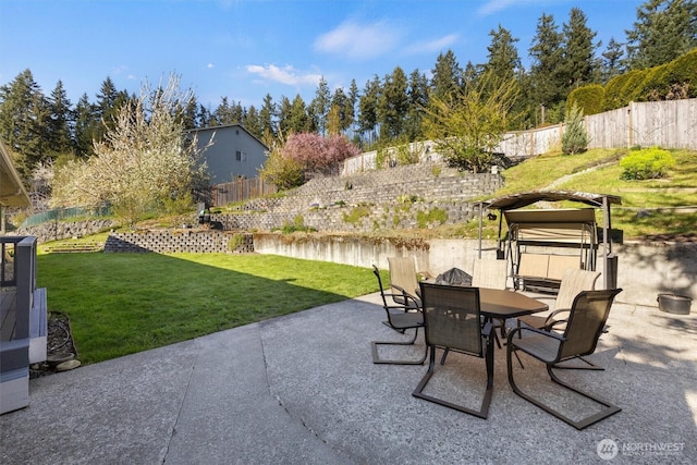 19529 Locust Way, Lynnwood, WA 98036 - view of patio with outdoor dining area