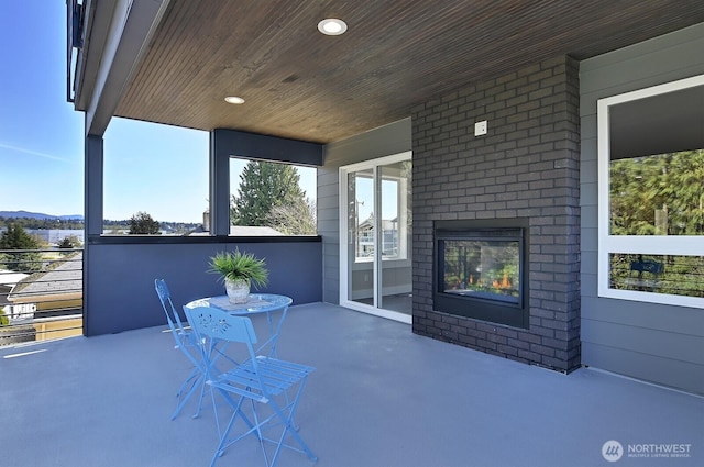 8536 S 114th St, Seattle, WA 98178 - view of patio / terrace with a mountain view