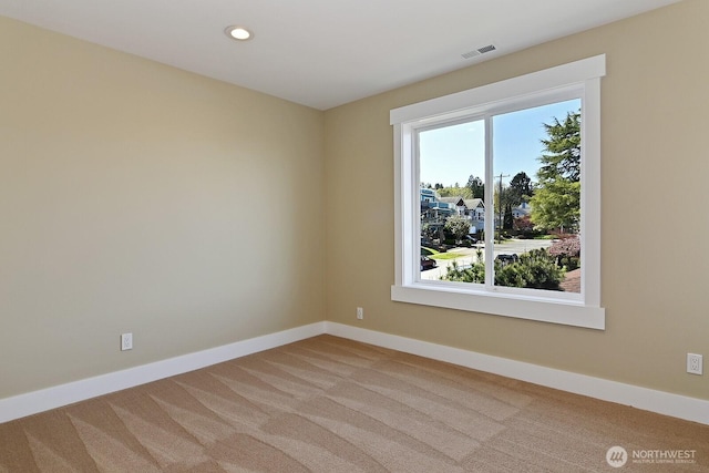 8536 S 114th St, Seattle, WA 98178 - carpeted empty room featuring recessed lighting, visible vents, and baseboards
