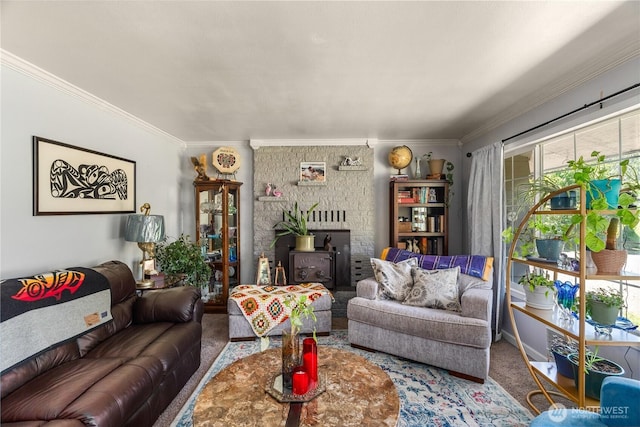 6507 Karjala Rd, Aberdeen, WA 98520 - living room with carpet floors and crown molding