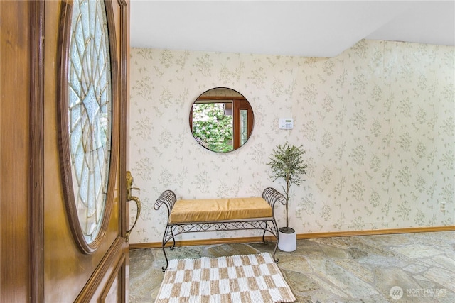 806 Alpine Dr, Everett, WA 98203 - foyer with baseboards and wallpapered walls