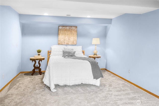 806 Alpine Dr, Everett, WA 98203 - bedroom featuring carpet, baseboards, and recessed lighting