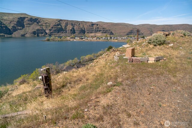 1422 SW Sunland Rd, Quincy, WA 98848