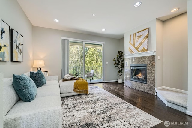 2546 NE Mulberry Walk, Issaquah, WA 98029 - living area with dark wood-type flooring, a fireplace, baseboards, and recessed lighting