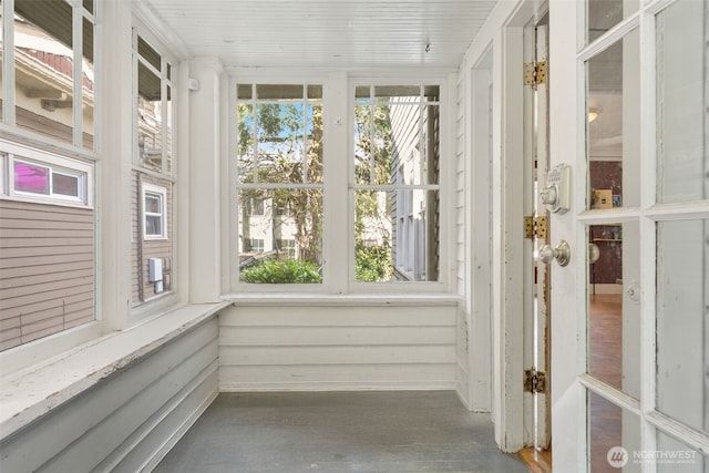 5019 17th Ave NE, Seattle, WA 98105 - unfurnished sunroom featuring plenty of natural light
