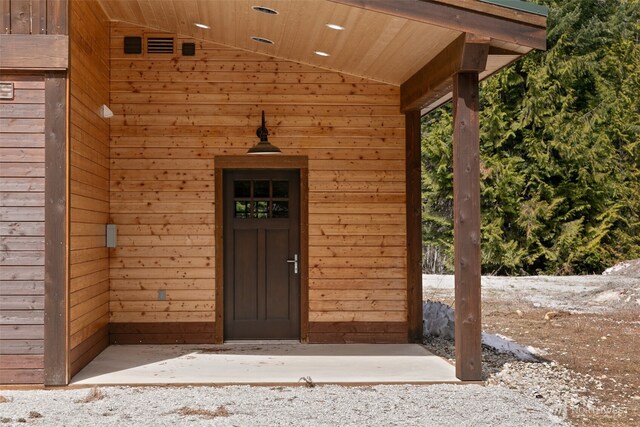 17650 Roaring Creek Rd, Leavenworth, WA 98826 - view of doorway to property