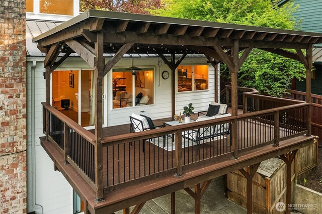 11820 NE 145th St, Kirkland, WA 98034 - view of wooden terrace