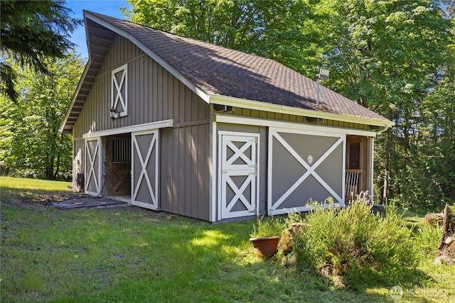 17605 244th Ave SE, Maple Valley, WA 98038 - view of barn featuring a lawn