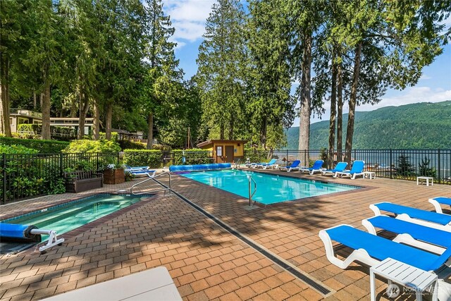 990 S Lake Whatcom Blvd Unit 16, Sedro Woolley, WA 98284