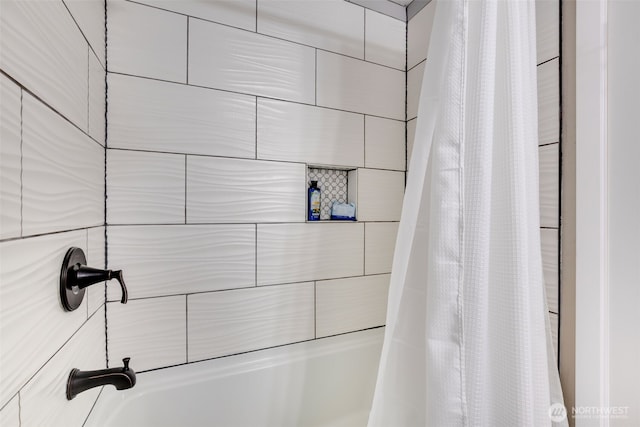 interior details with shower / bath combo with shower curtain