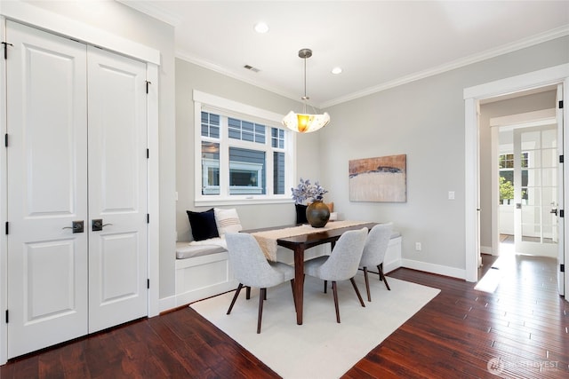 3048 39th Ave W, Seattle, WA 98199 - dining area featuring baseboards, ornamental molding, recessed lighting, and dark wood-type flooring