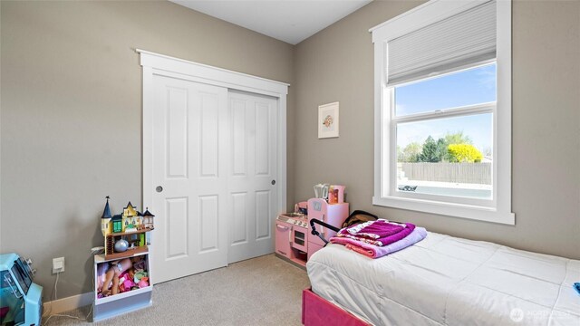 131 NW Blalock Dr, College Place, WA 99324 - carpeted bedroom featuring a closet