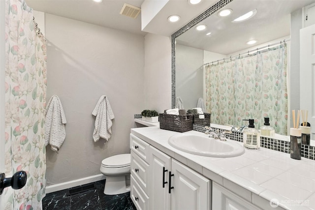 24264 133rd Ave SE, Kent, WA 98042 - bathroom featuring toilet, baseboards, visible vents, recessed lighting, and vanity