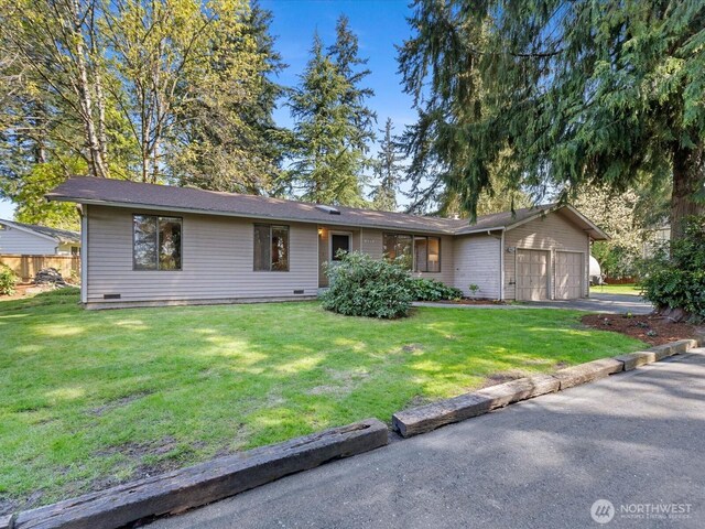 8142 NE 145th Pl, Kenmore, WA 98028 - ranch-style house with crawl space, a front lawn, aphalt driveway, and a garage