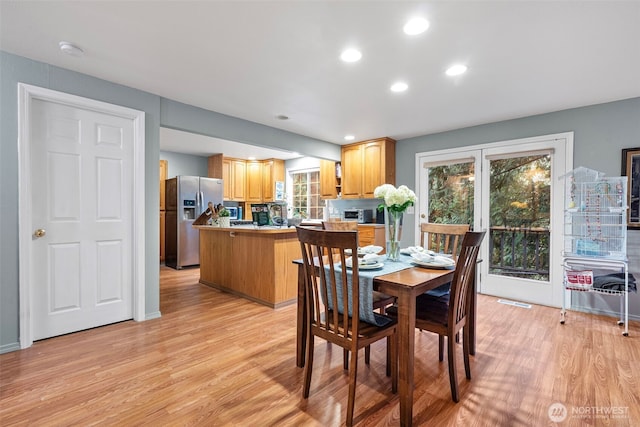 2336 Killarney Ct NW, Olympia, WA 98502 - dining space featuring visible vents, light wood-style flooring, baseboards, and recessed lighting