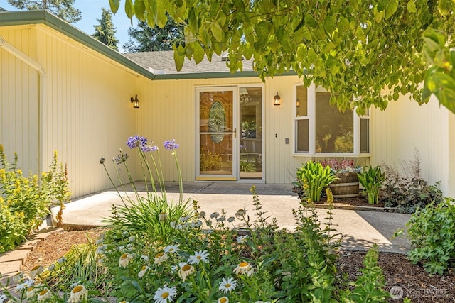 2607 SE 138th Loop, Vancouver, WA 98683 - doorway to property with a patio area