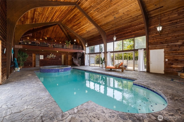 3720 Mohawk Ct, Mount Vernon, WA 98273 - view of pool featuring a pool with connected hot tub