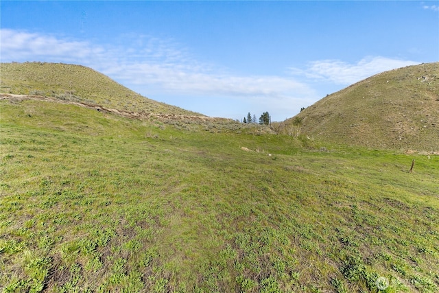 6 Cowboy Rd, Methow, WA 98834