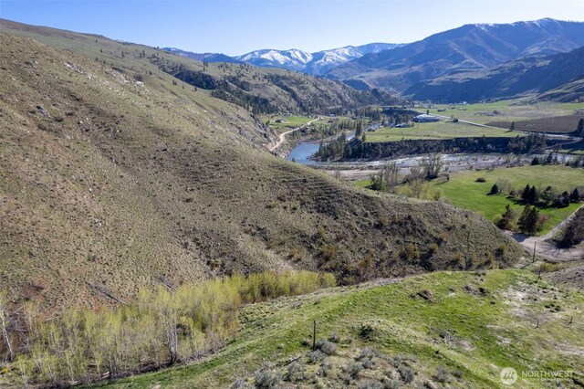 6 Cowboy Rd, Methow, WA 98834