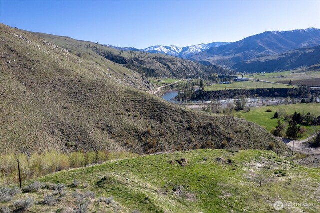 6 Cowboy Rd, Methow, WA 98834