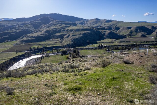 6 Cowboy Rd, Methow, WA 98834