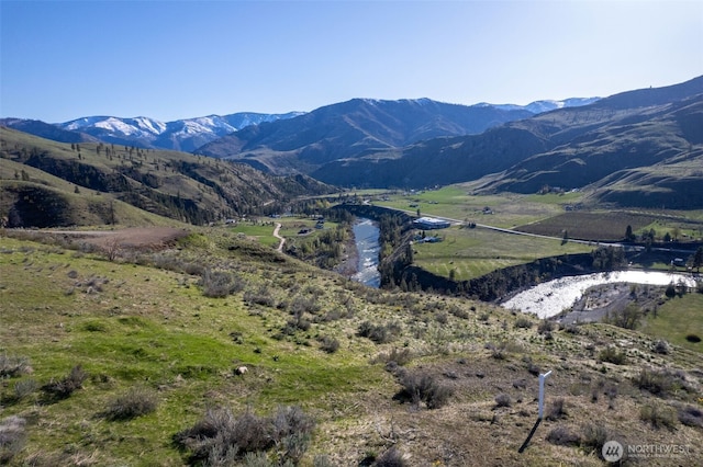6 Cowboy Rd, Methow, WA 98834