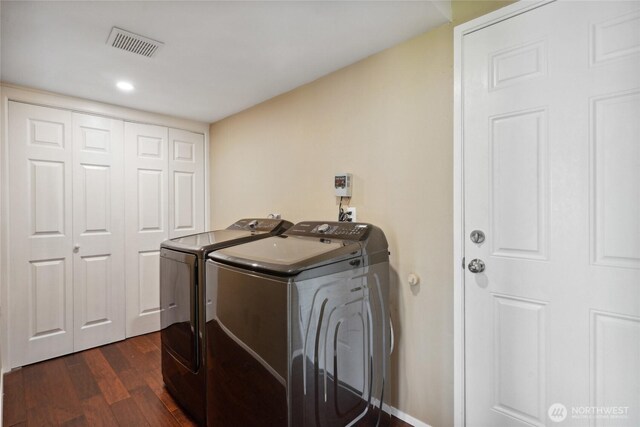 24214 38th Avenue Ct E, Spanaway, WA 98387 - laundry area with washing machine and clothes dryer, dark wood-style floors, and recessed lighting