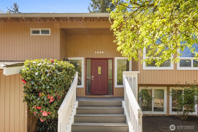 view of entrance to property