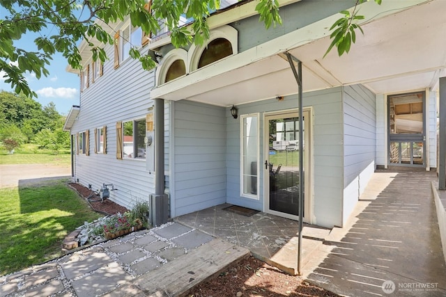 3718 NE Everett St, Camas, WA 98607 - view of exterior entry with a patio