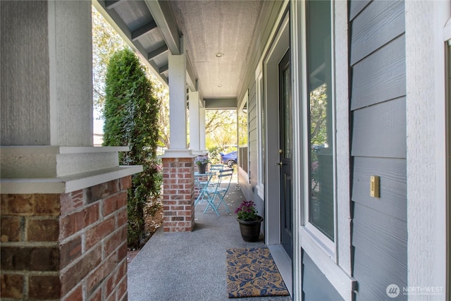 2825 Haig Dr SE, Olympia, WA 98501 - view of patio / terrace featuring covered porch