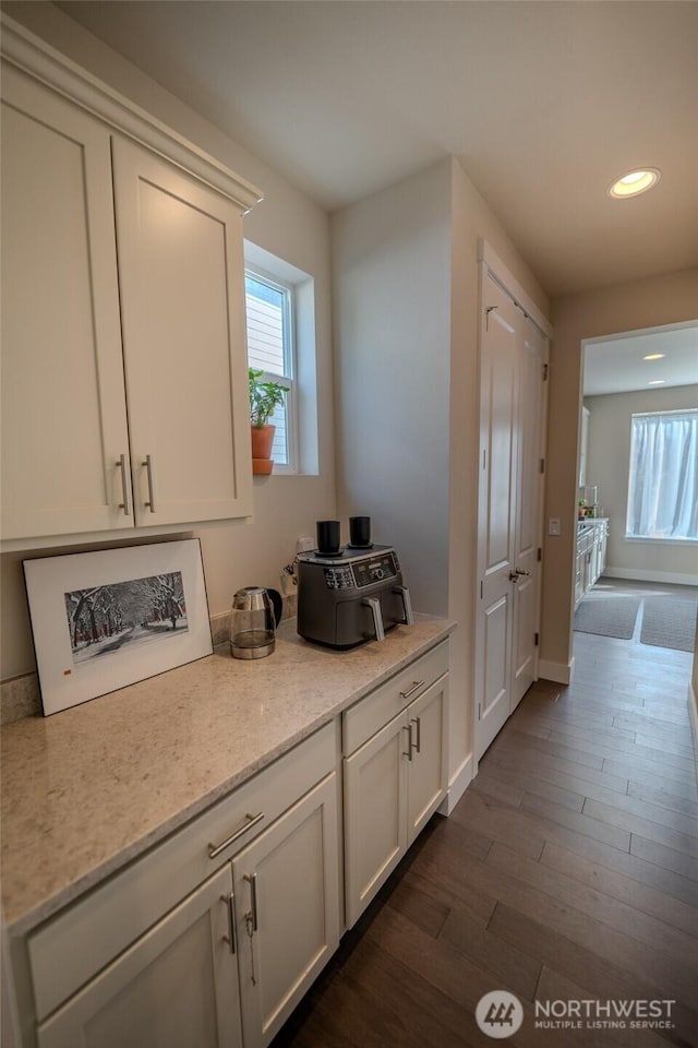 29027 NE 156th St, Duvall, WA 98019 - interior space featuring a wealth of natural light, recessed lighting, dark wood-style floors, and baseboards