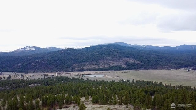 8 Fawn Ln, Tonasket, WA 98855