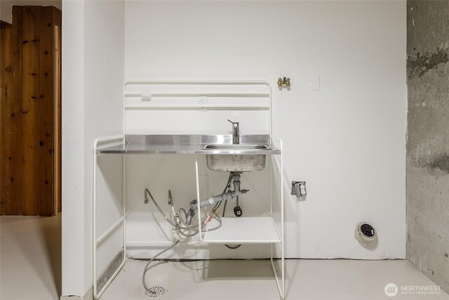 view of clothes washing area