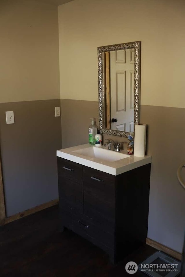 bathroom with vanity