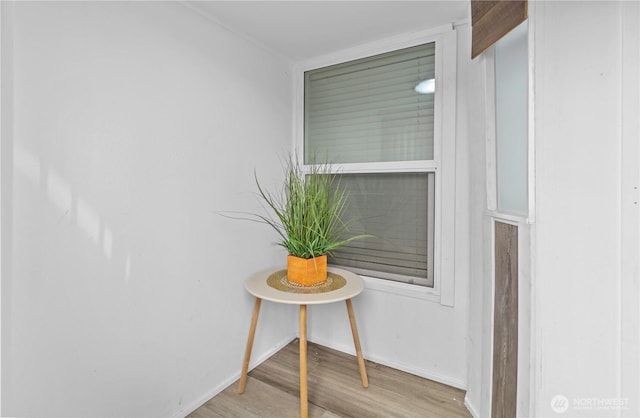 4204 Letitia Ave S, Seattle, WA 98118 - details featuring wood finished floors and baseboards