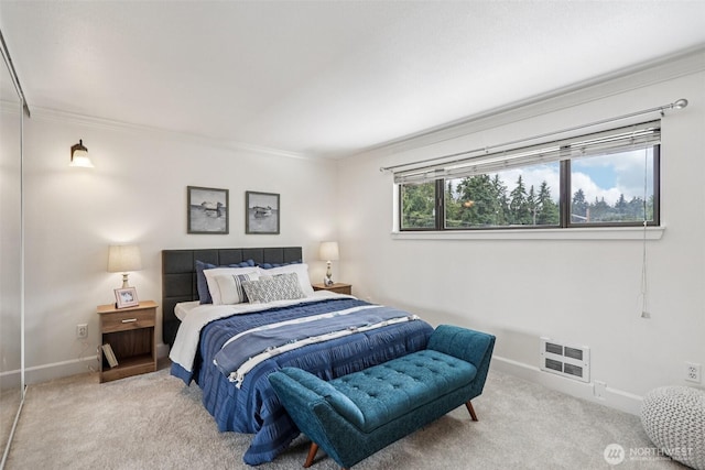 300 N 137th St Unit C, Seattle, WA 98133 - carpeted bedroom featuring crown molding