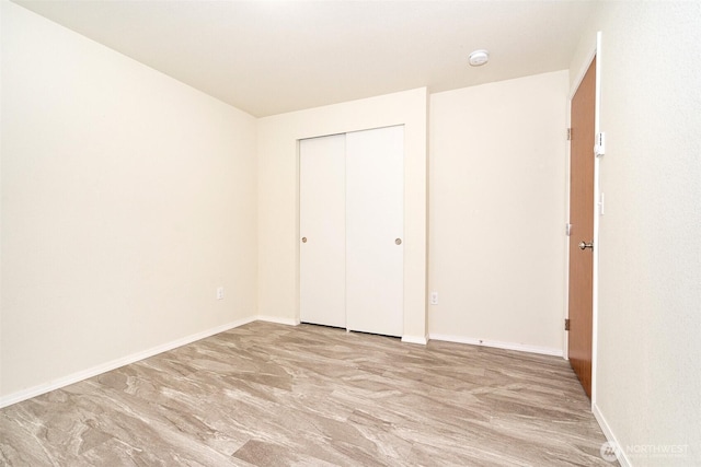 101 Holloway Dr, Chehalis, WA 98532 - unfurnished bedroom featuring a closet and baseboards